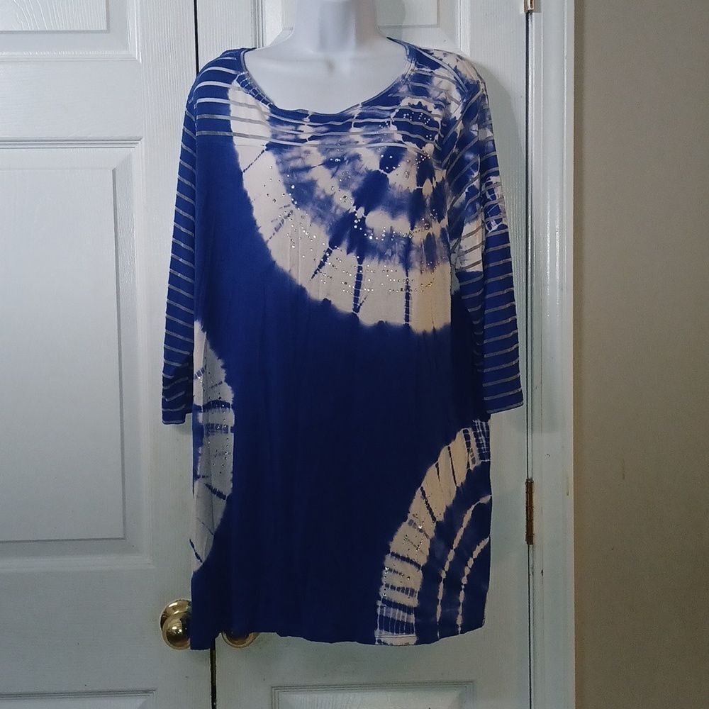 Thomas & Olivia royal blue and white tie dye tunic with rhinestones Sz 2X